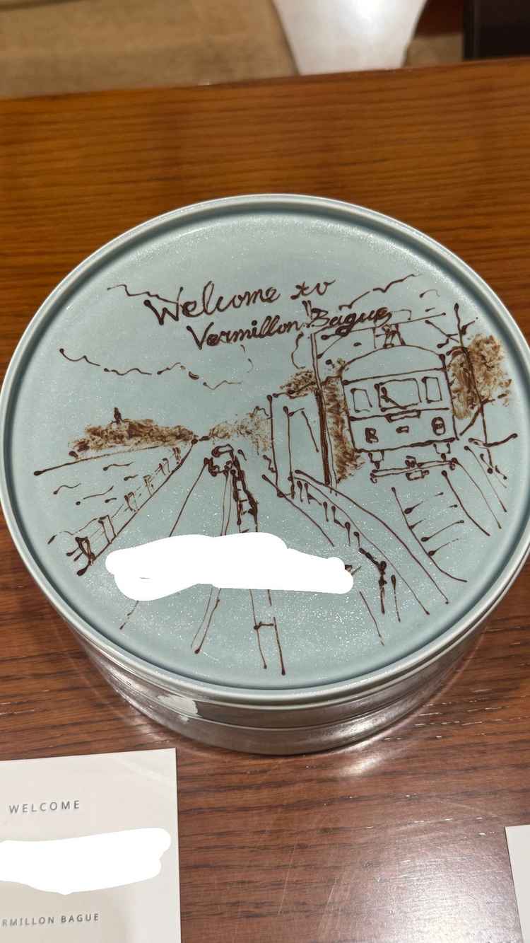 デザートの試食のお皿に、カウンセリング時に話した思い出の地をサプライズで書いてくださった…！