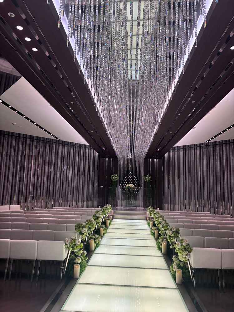 チャペル、夜の雰囲気