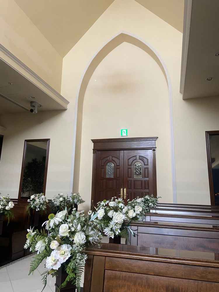 チャペルの入り口上部では映像投影も可能とのことでした。