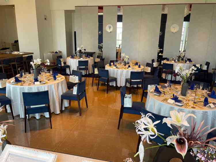 エピソードという披露宴会場の高砂からの写真。ゲスト席との距離がかなり近かったです。（良い意味で）