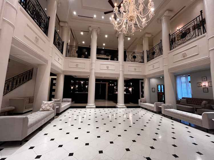 受付とゲスト待合室、広々としています。