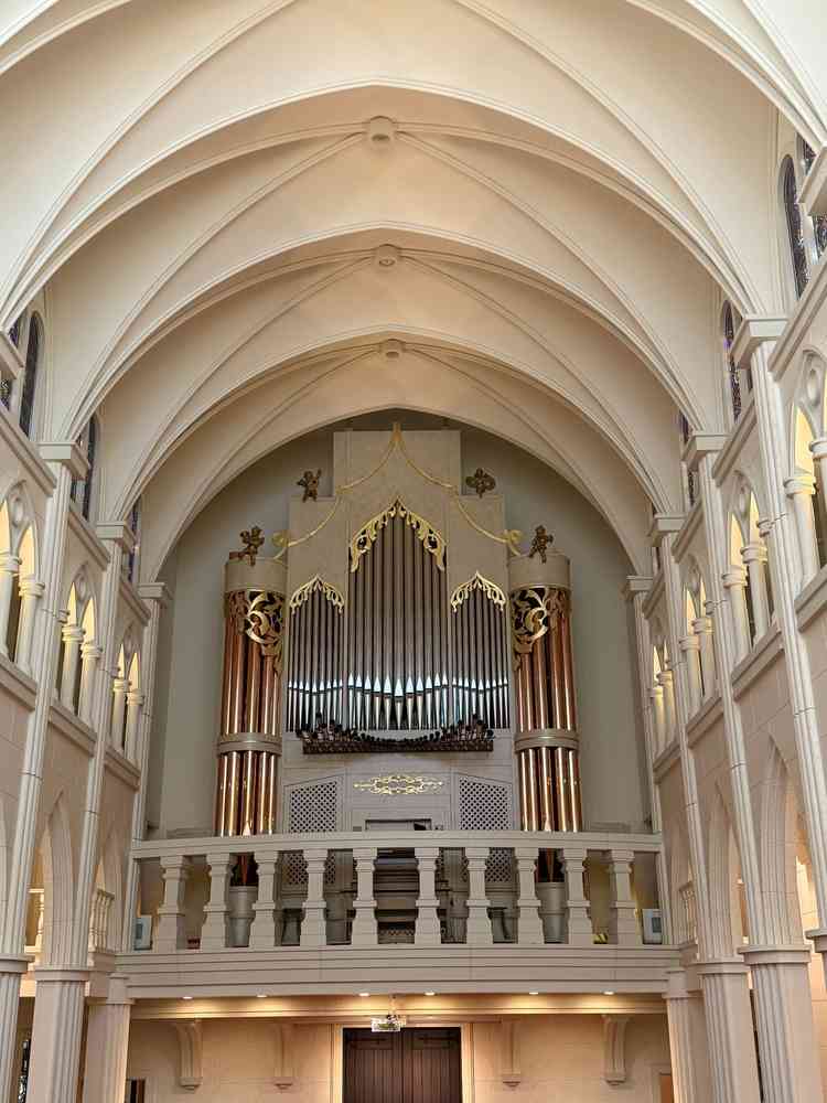 パイプオルガン