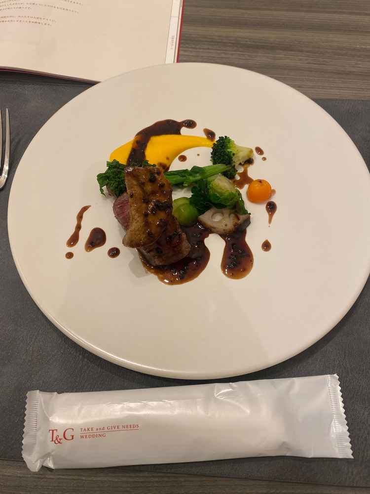 試食でいただいた牛フィレ。お肉が柔らかくて美味しかった。個別ブースでゆっくり食べれた。