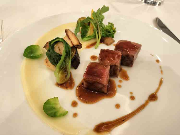 メインディッシュ