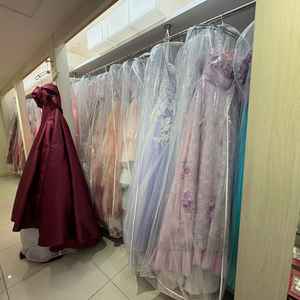 ドレスの定額プランがあるのは魅力でした。ご案内いただいたドレスも可愛かったです