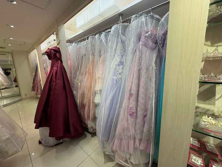 ドレスの定額プランがあるのは魅力でした。ご案内いただいたドレスも可愛かったです