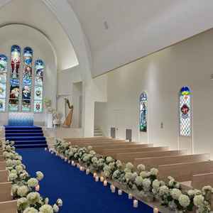 チャペルの写真。青色が特徴的でした。