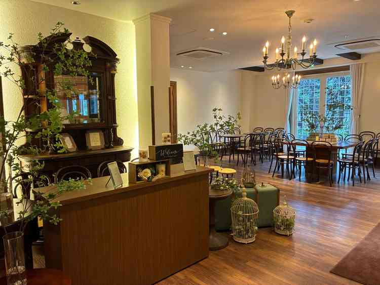 おしゃれなロビー