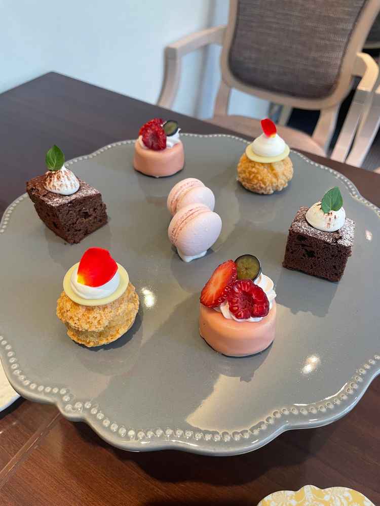 試食のスイーツ。どれもとても美味しかったです。お料理もゲストの好みで選べるということで魅力的でした。