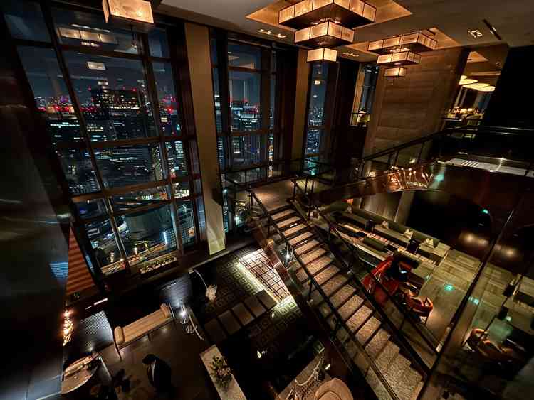 37階フロント横