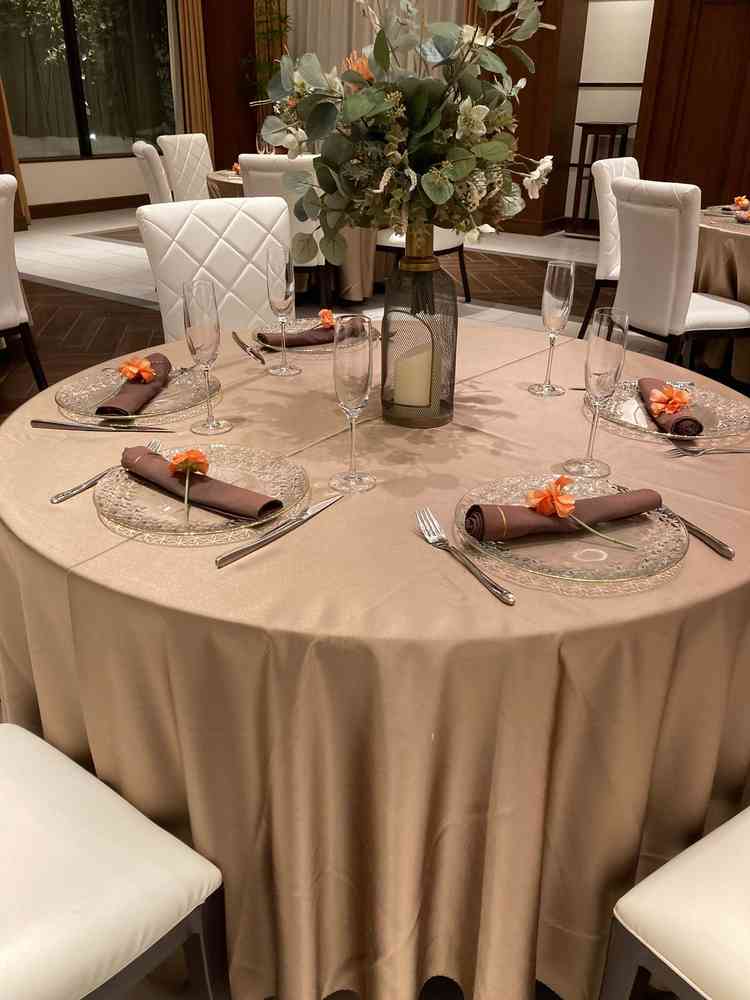 おしゃれなテーブルコーディネート。