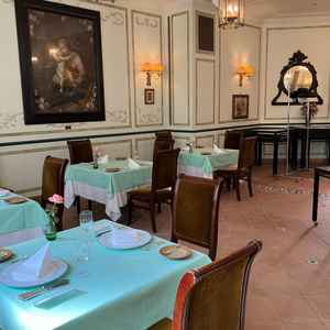 こじんまりとした披露宴会場がアットホームな雰囲気でよかったです。