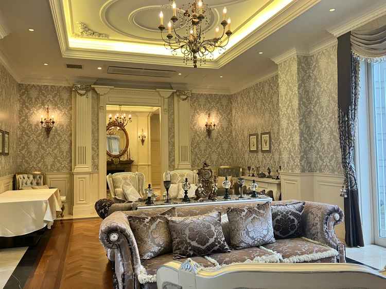 披露宴会場前室