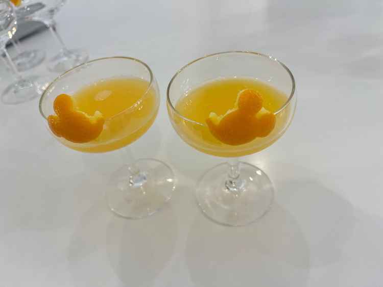 ウェルカムパーティーで出る生みかんジュース