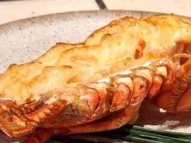 料理二品目。エビ。