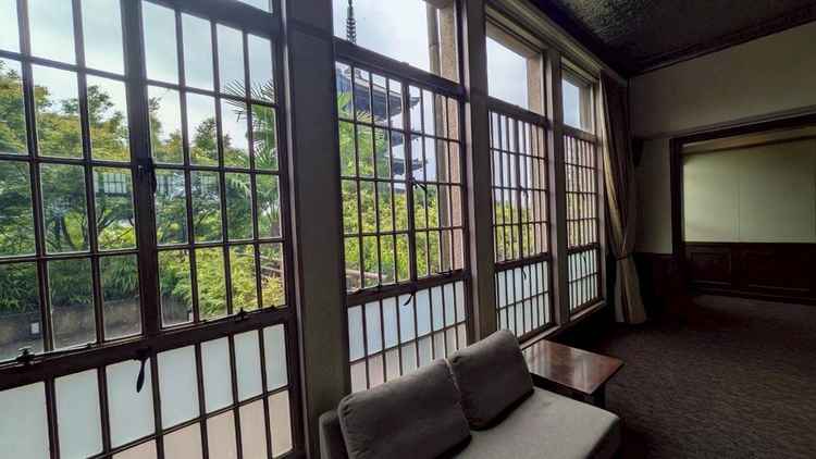 披露宴会場の窓からの景色。五重塔を見ることができました。