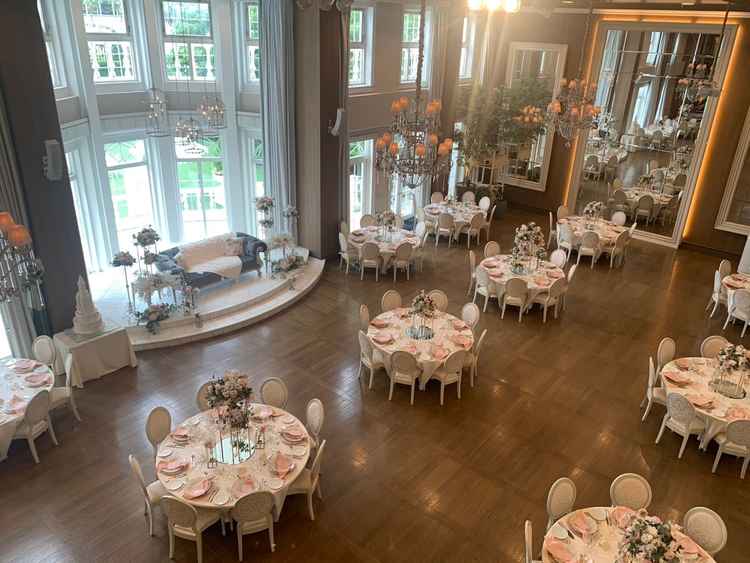 披露宴会場上から