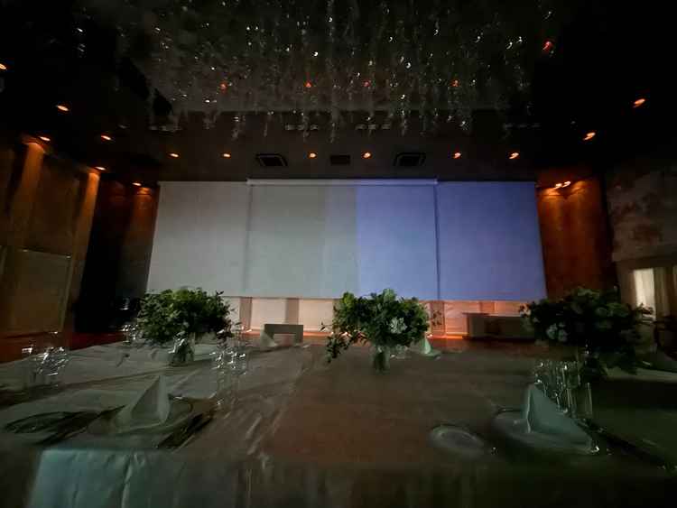 披露宴会場スクリーン