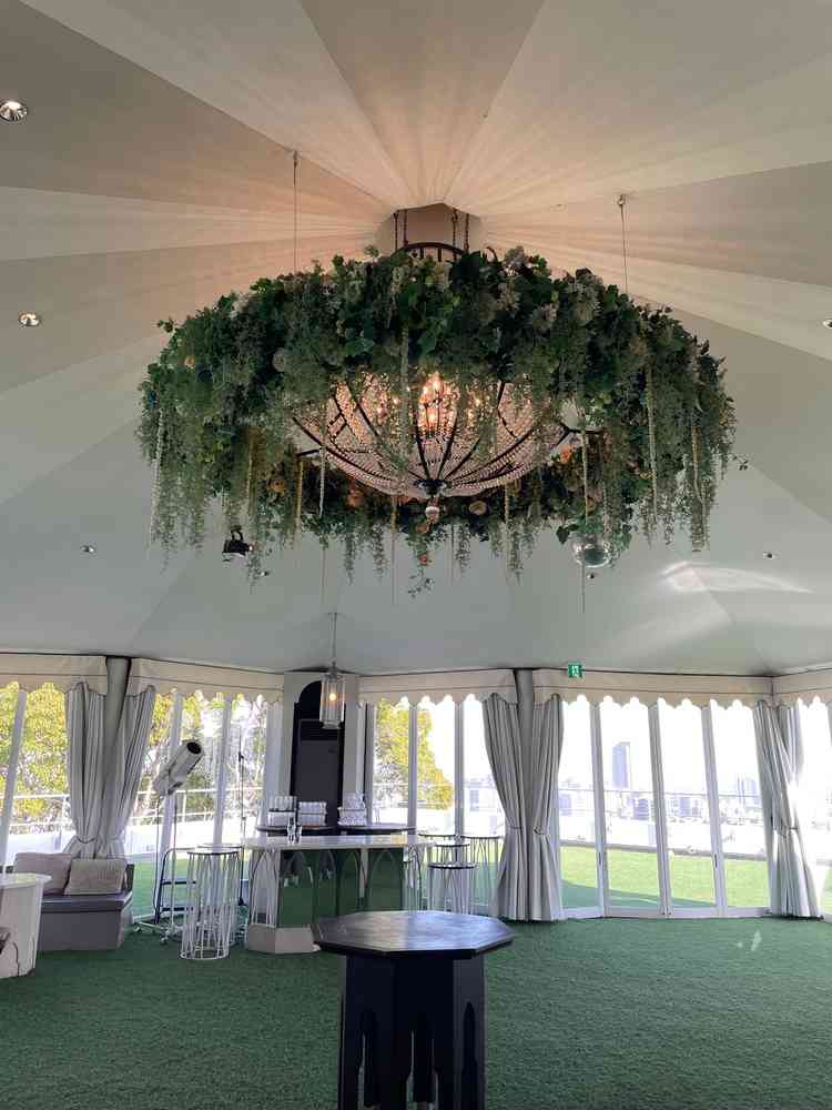 披露宴会場ミラージュヴィラから直結の屋上ガーデンレトワール