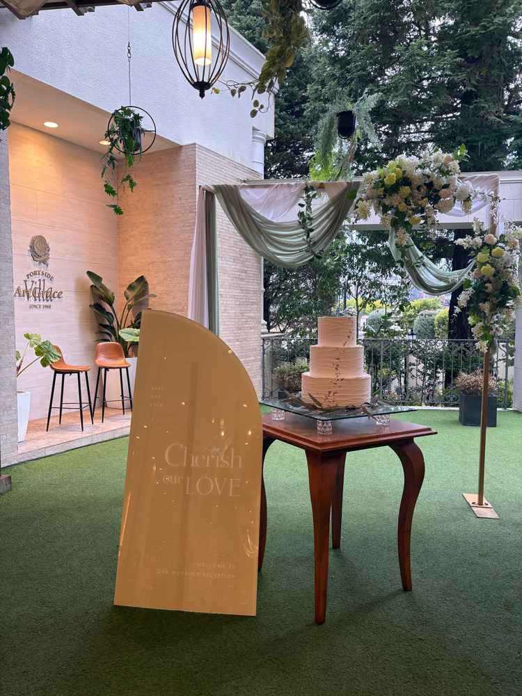 横浜にいながら、緑に囲まれた披露宴会場が素敵でした。