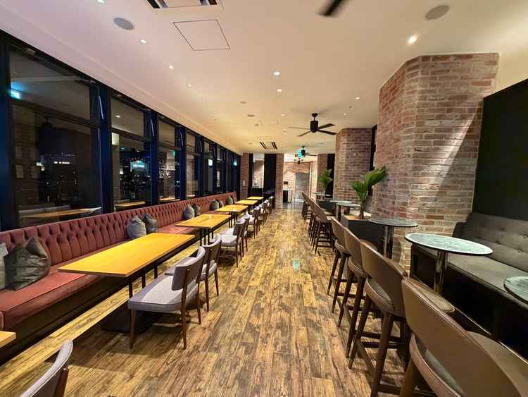 挙式会場 the warehouseの待合ラウンジ