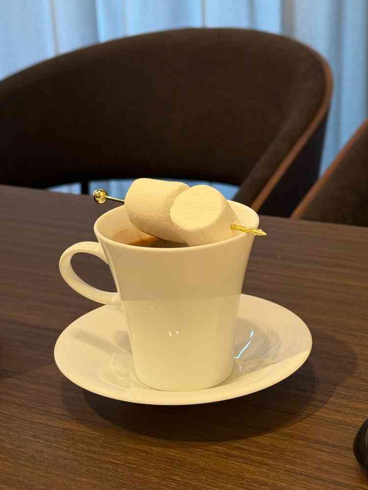 なんと！ウェルカムドリンクとして、ホットココアをいただきました。外が寒かったので身体に沁みました…
