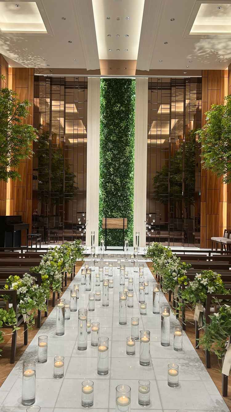 チャペルの雰囲気が自然豊かで素敵でした。