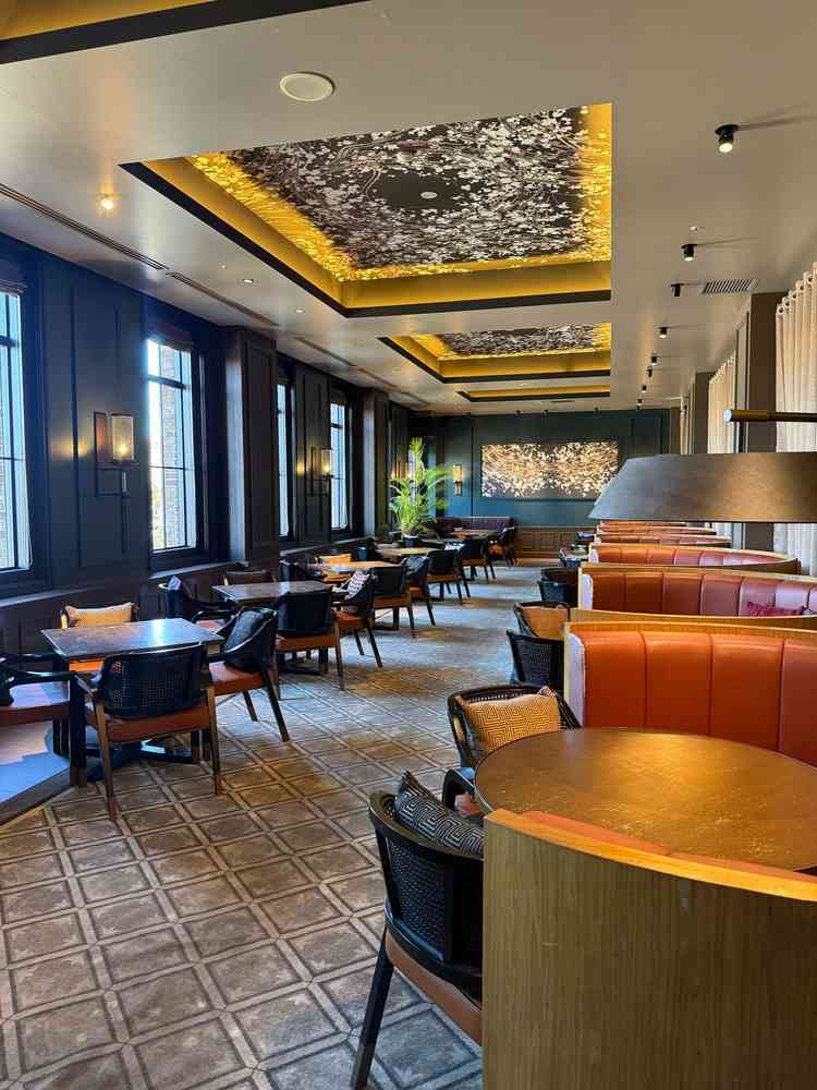 ゲストの待合室。ここでウェルカムドリンクなどのサービスがあるそうです。