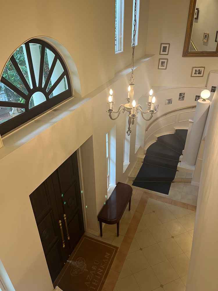 受付上から写した様子