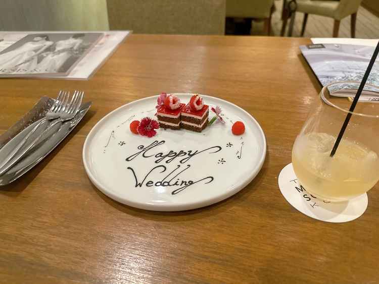 素敵なメッセージ付きのスイーツ