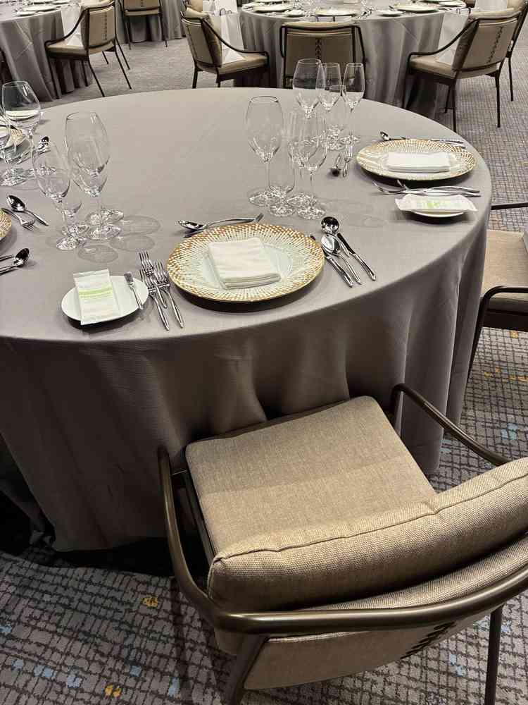 ノリタケのお皿が使われていました