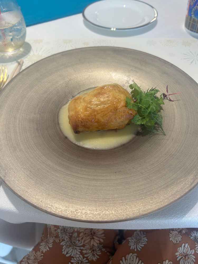 ヒラメのパイ包み