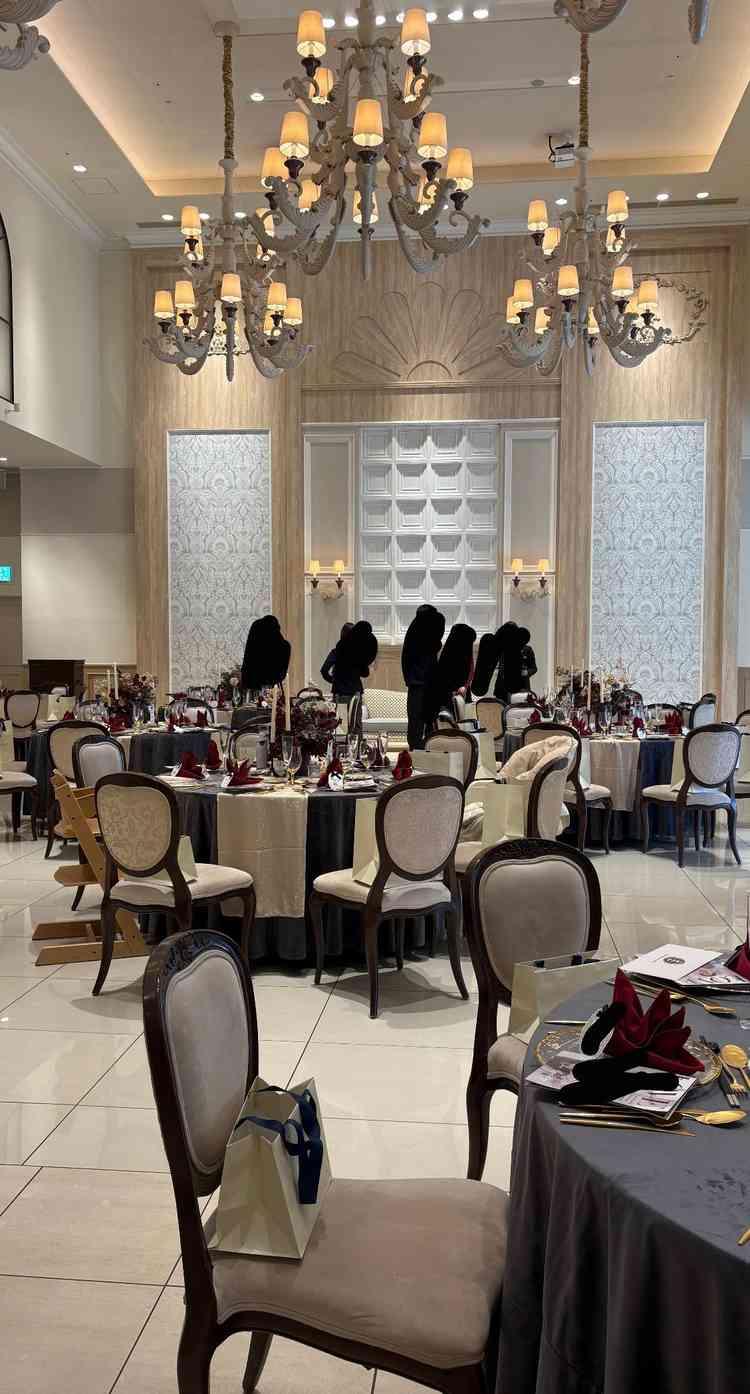 オランジェリーという披露宴会場。