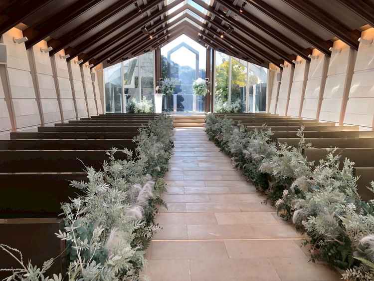 チャペルの入り口からの写真。