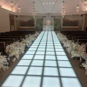 式場の写真　ウェディングロード