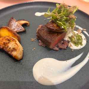 ほっぺが落ちちゃうくらい美味しいお肉