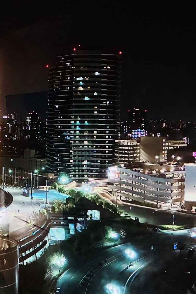ホテルからの夜景。宿泊する場合、綺麗な夜景を見ることができる。