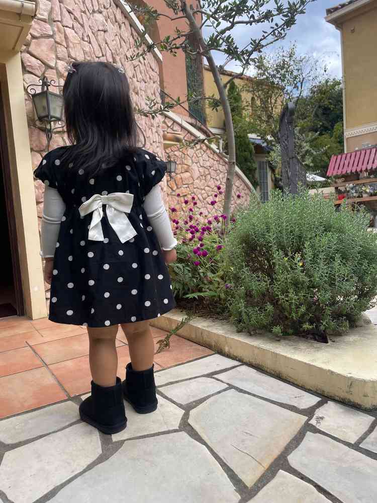 ちょっとした花壇のお花もフランスっぽくて可愛かったです