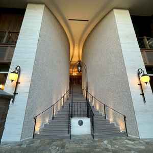 チャペル前の階段