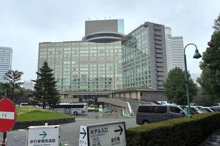 正面玄関