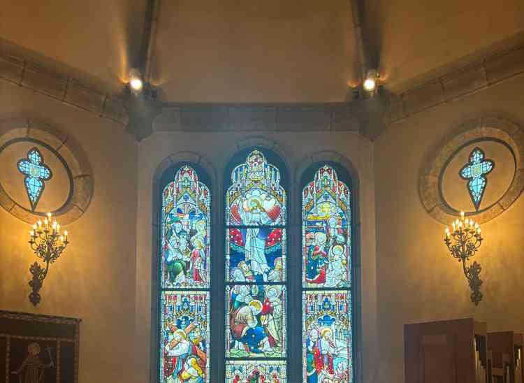 チャペル内。生演奏を聴かせていただきました。