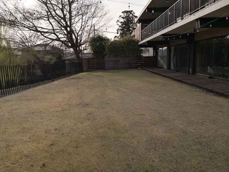 外に出れる会場です