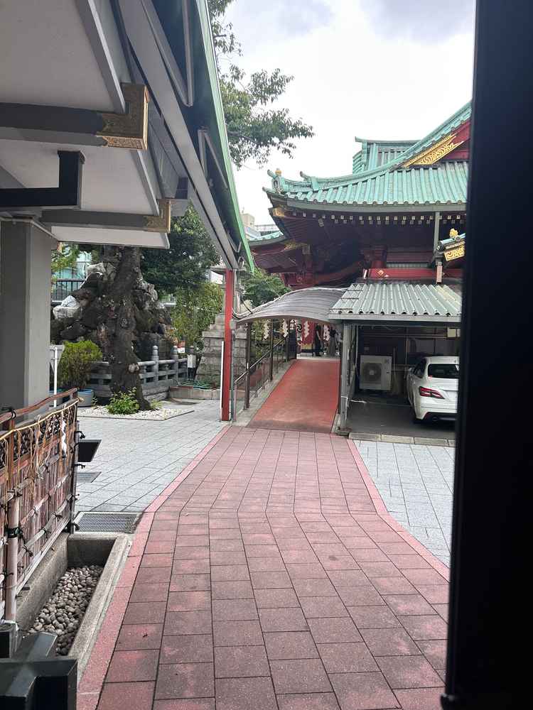 明神会館から社殿への移動経路。参進の際、雨や最短ルートを希望する場合はこちらの経路を移動するとのこと