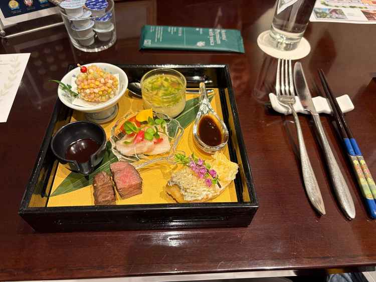 ご試食 式本番ではオリジナルメニューが作れます