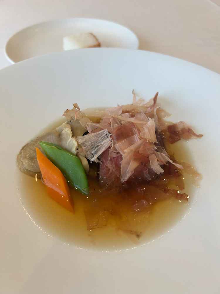 試食のメインは出汁をかけていただくお肉でした。