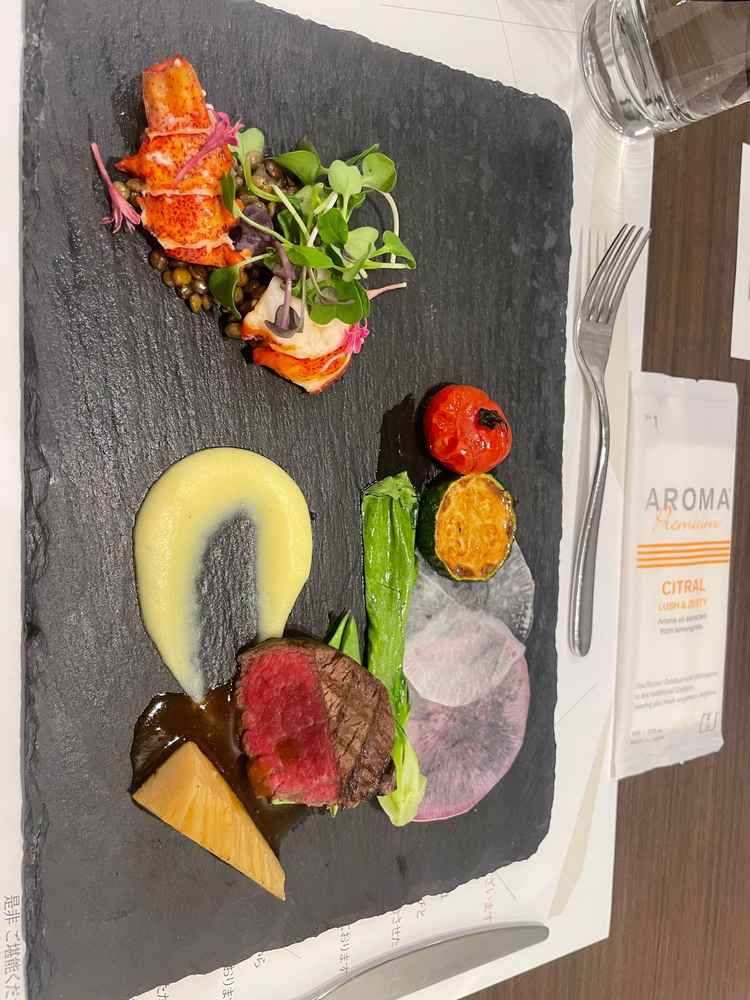 豪華4万円相当のコース試食のフェアに参加させていただきました。