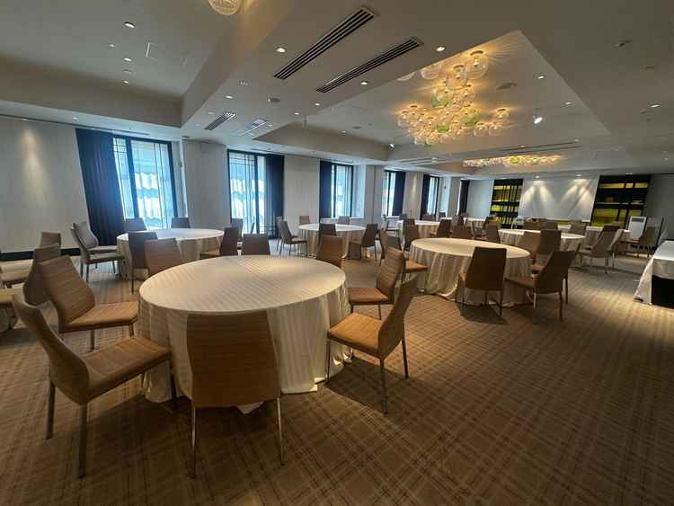 当日親戚の待合室になるところ。充分に広い。