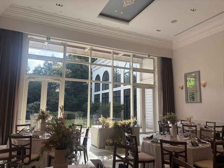 披露宴会場（他の挙式準備後だったたため一部のみ）