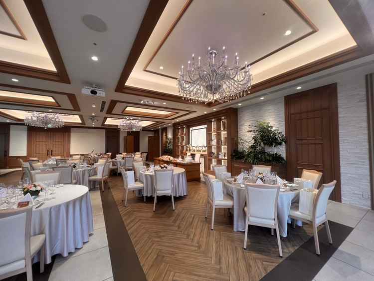 ナチュラルな披露宴会場