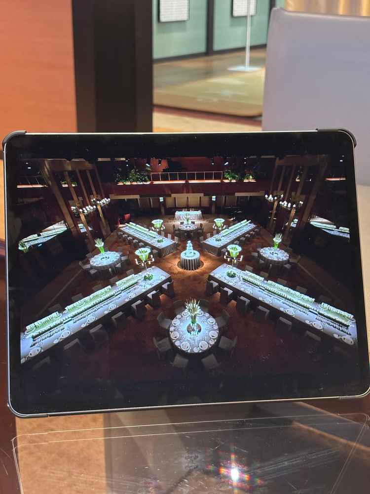 配置やお料理、ウェルカムドリンクのカクテルなども含め、フルオーダーメイドでの対応が可能。